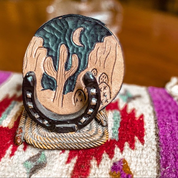 Western leather coaster set - Picture 3 of 5